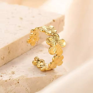 Gold Floral Band Ring