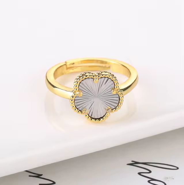 Cloverstripe Adjustable Ring